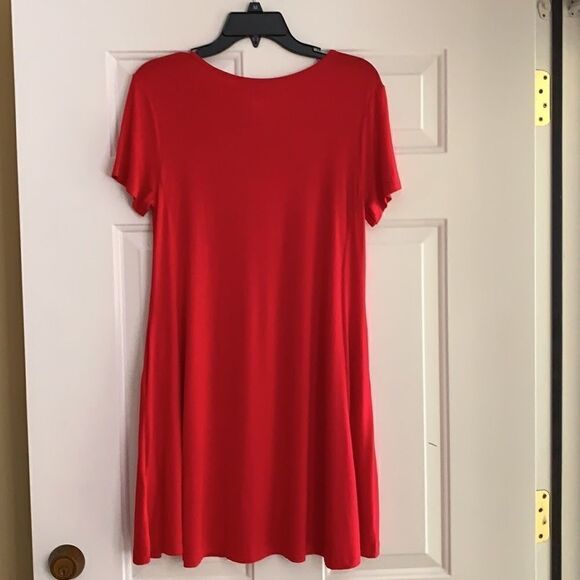 Short sleeve Medium dress - Picture 11 of 16